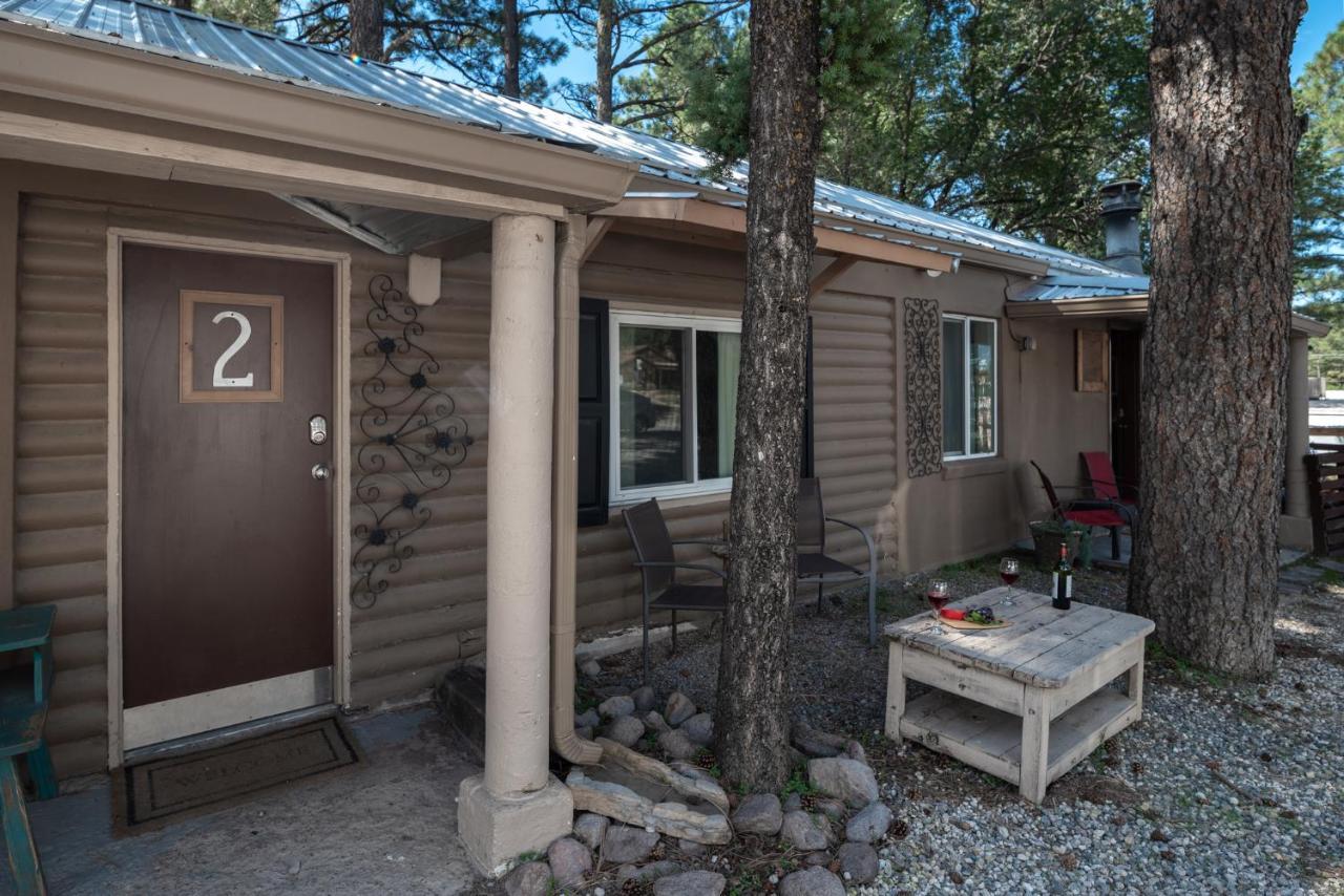 Enchanted Hideaway Cabins And Cottages Ruidoso Exterior photo