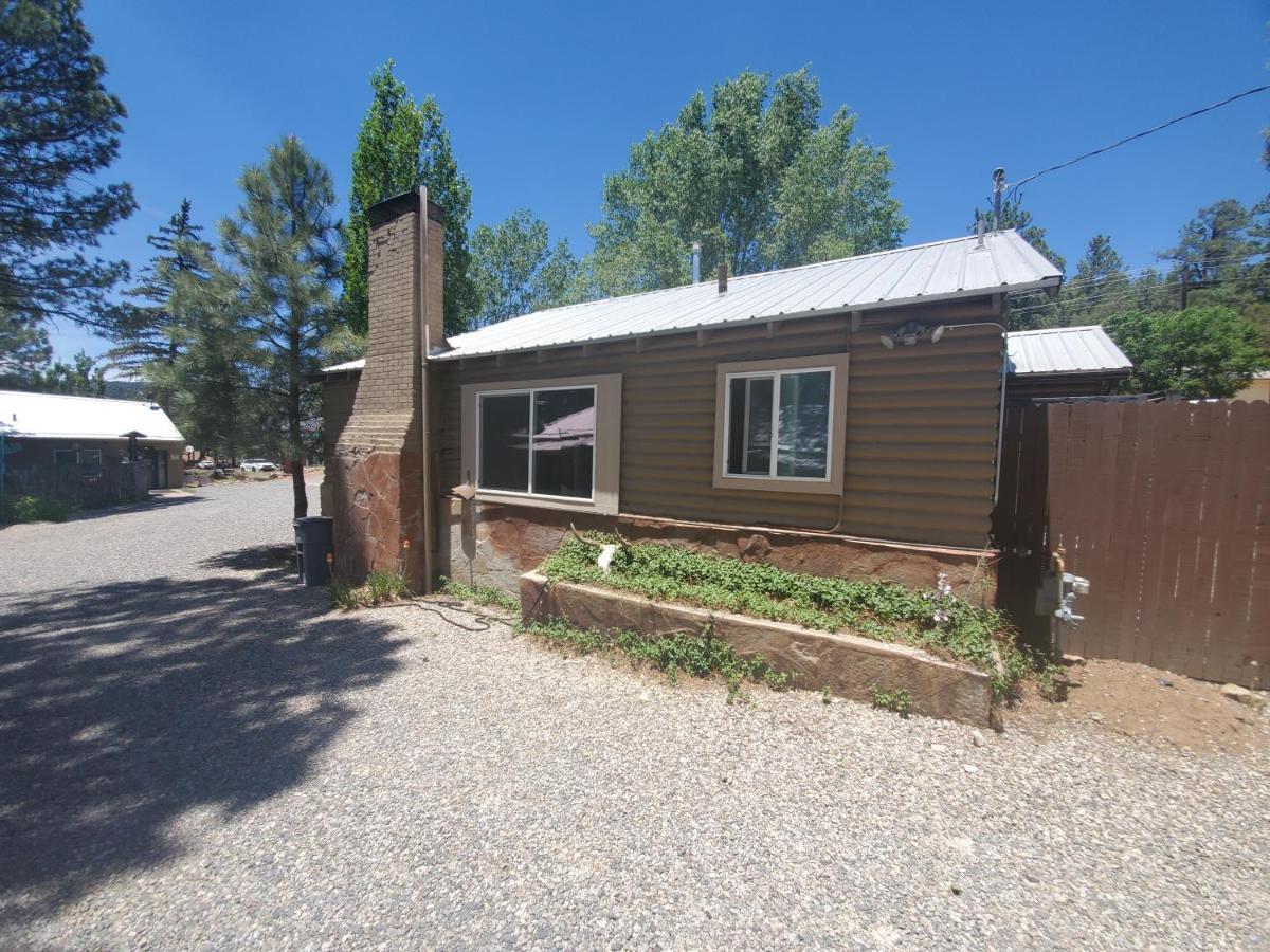 Enchanted Hideaway Cabins And Cottages Ruidoso Exterior photo