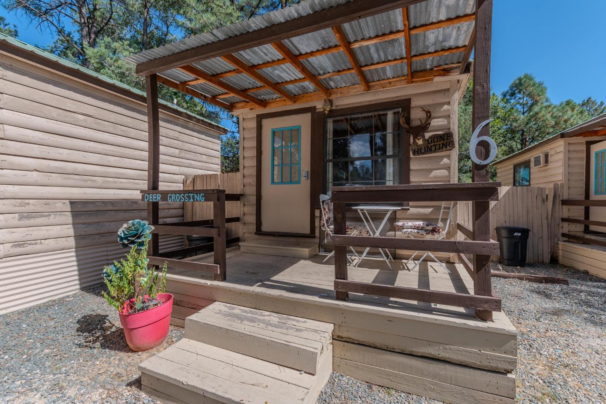 Enchanted Hideaway Cabins And Cottages Ruidoso Exterior photo