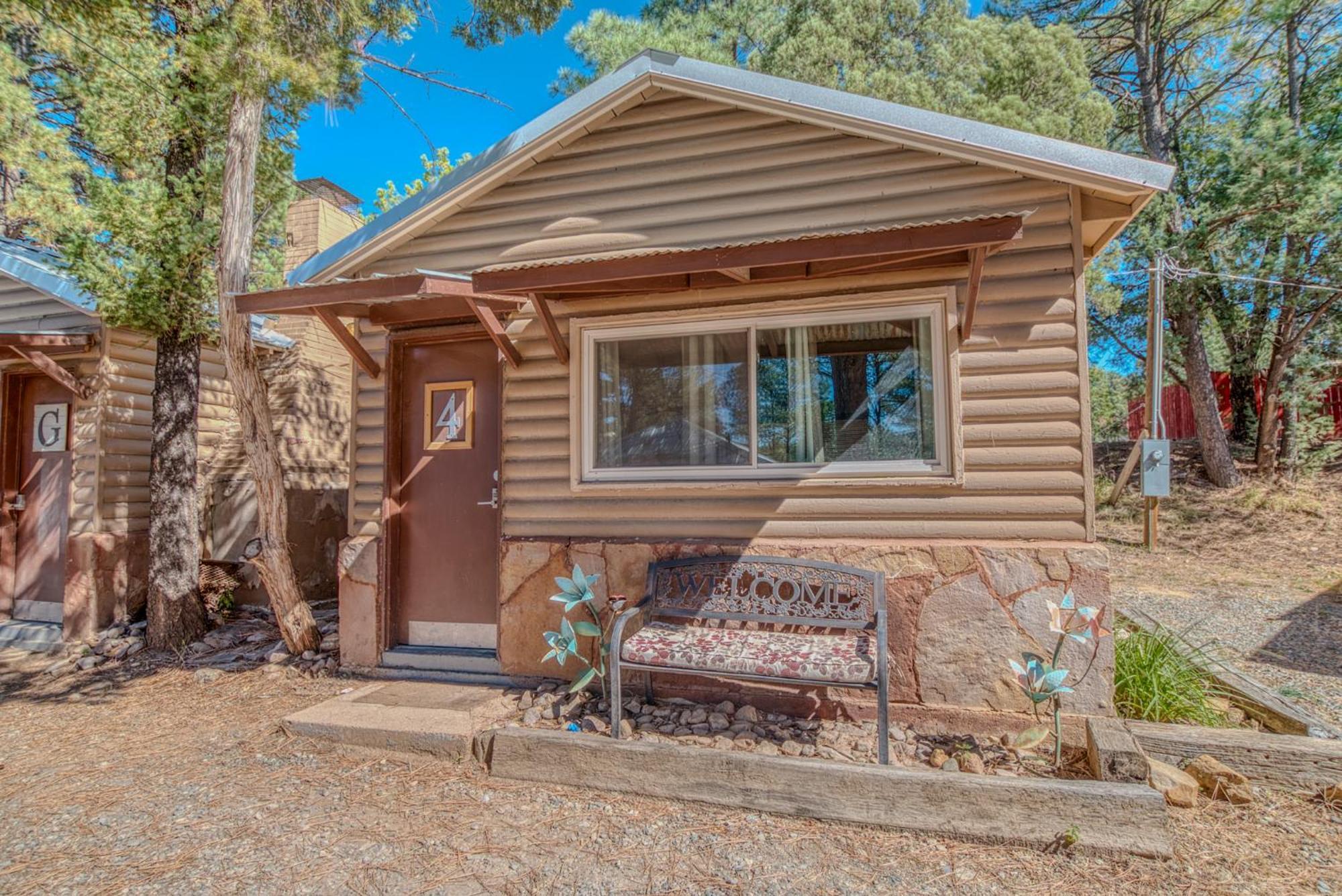 Enchanted Hideaway Cabins And Cottages Ruidoso Exterior photo